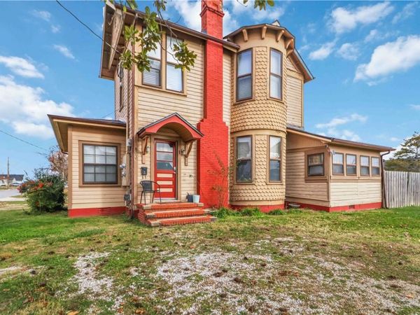 803 W Maple Street, Rogers, AR 72756