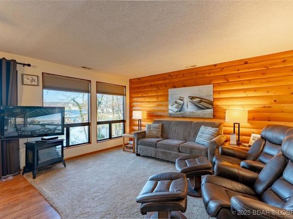 178 Lone Oak Point, Unit 4, Sunrise Beach, MO 65079