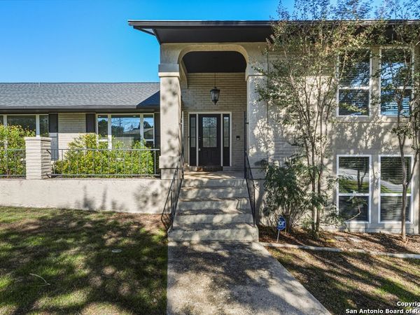 21 Royal Crest, New Braunfels, TX 78130