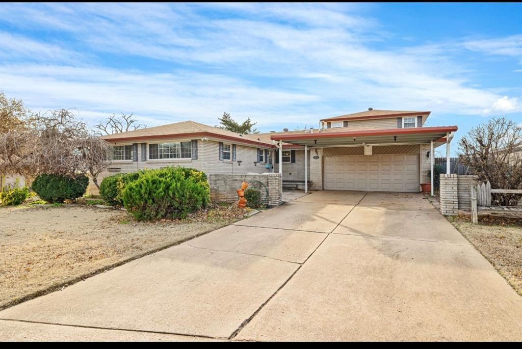 3211 Hilltop Road, Midwest City, OK 73110 Main Photo