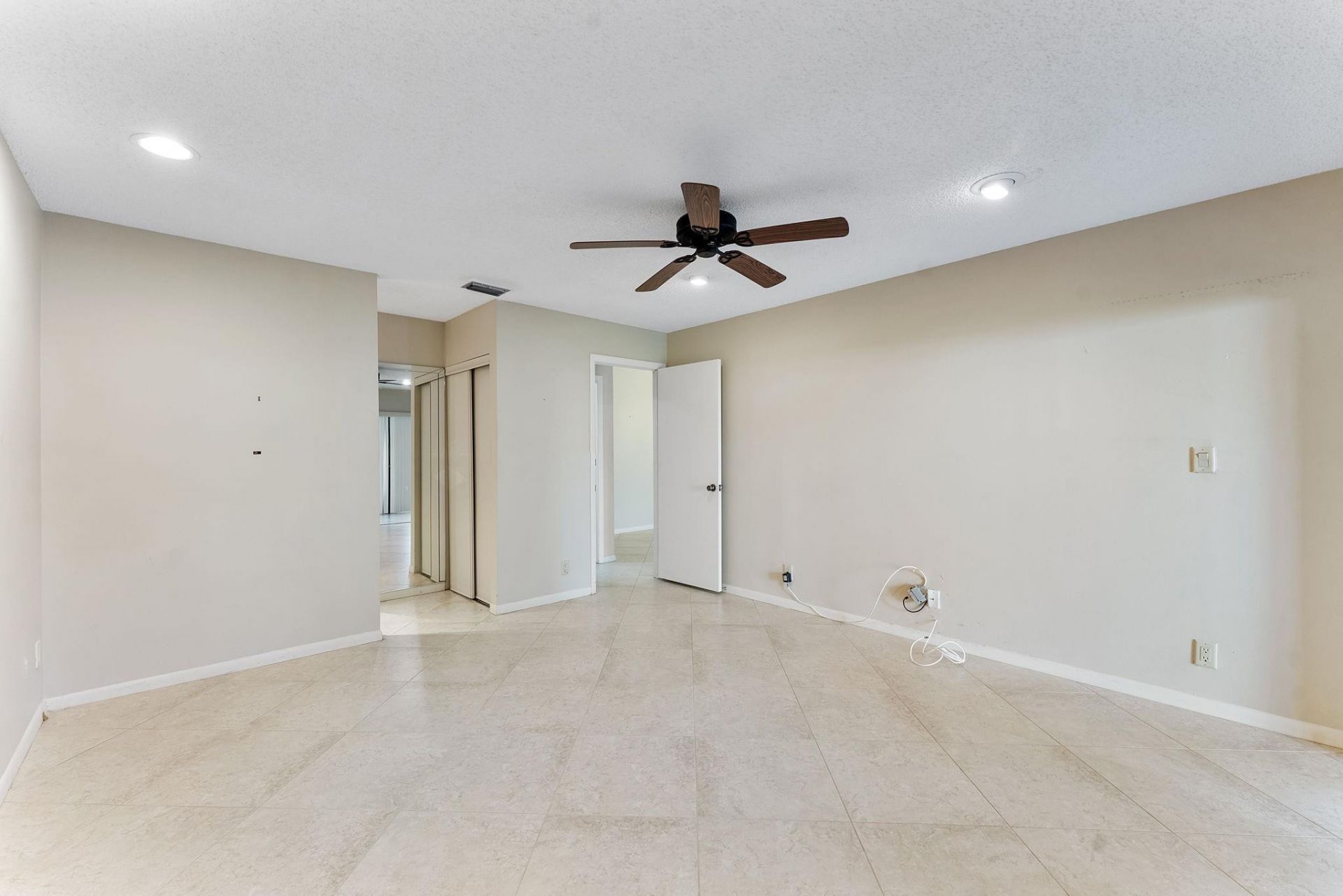 3346 Carambola Circle S, Unit 2507, Coconut Creek, FL 33066 Photo