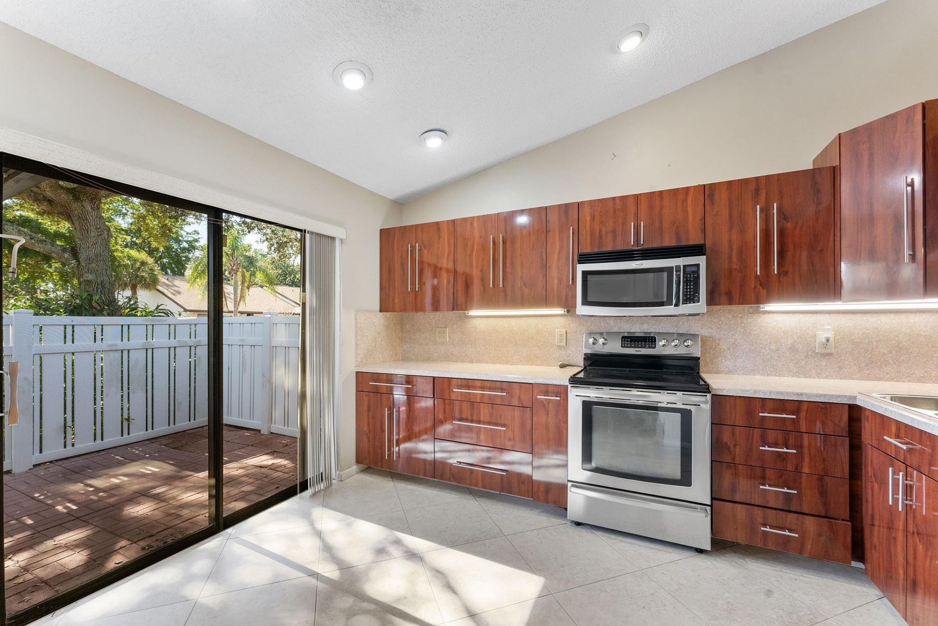 3346 Carambola Circle S, Unit 2507, Coconut Creek, FL 33066 Photo