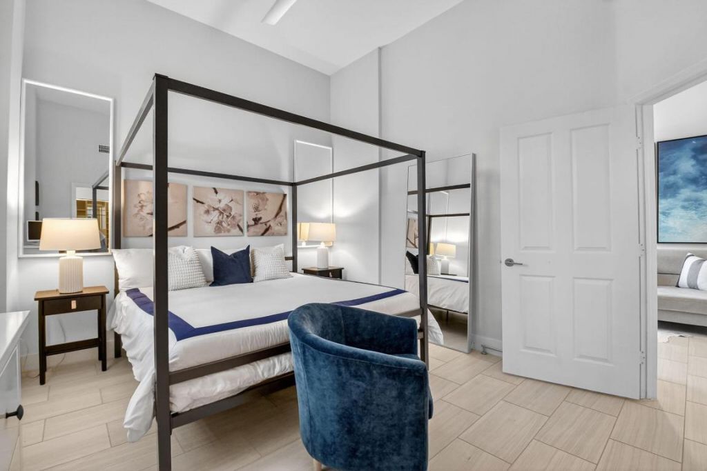 600 S Dixie Highway, Unit 141, West Palm Beach, FL 33401 Photo