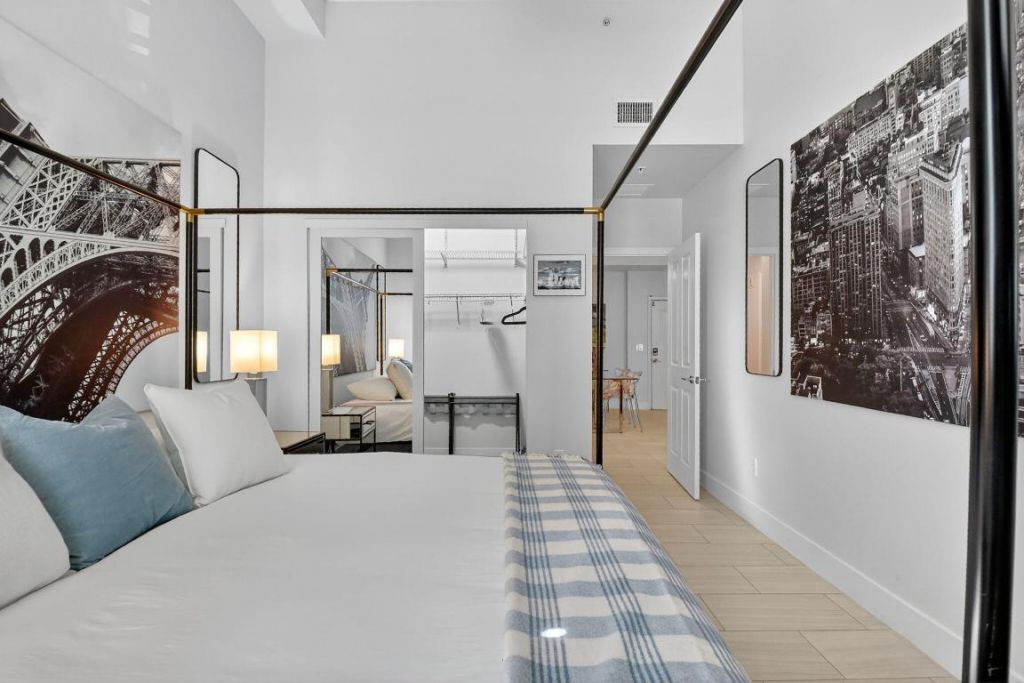 600 S Dixie Highway, Unit 141, West Palm Beach, FL 33401 Photo