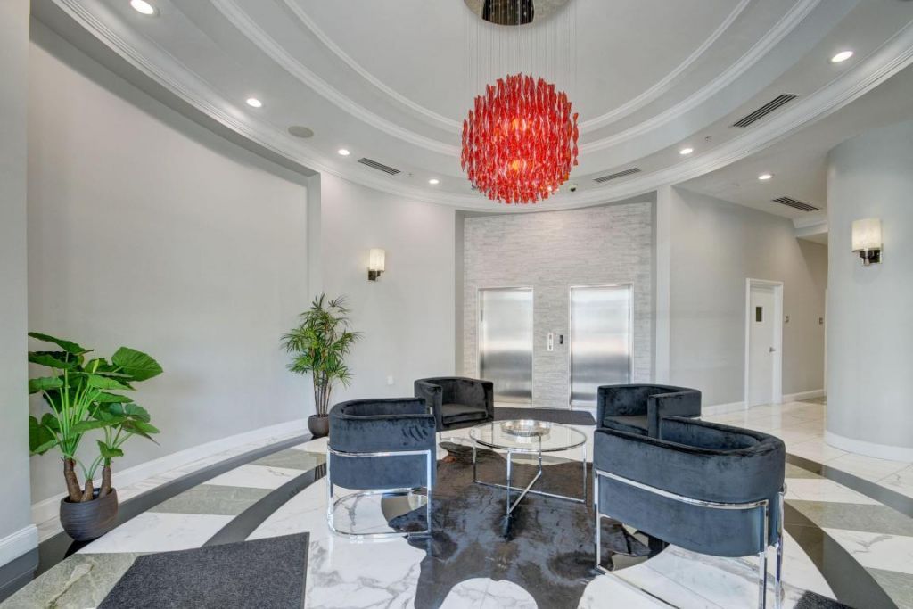 600 S Dixie Highway, Unit 141, West Palm Beach, FL 33401 Photo