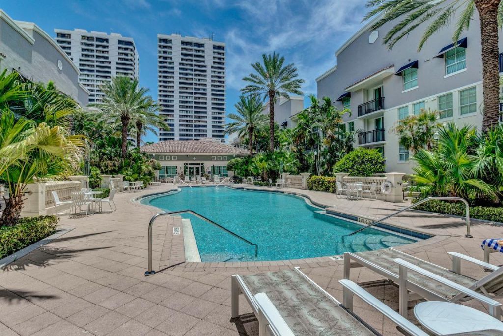 600 S Dixie Highway, Unit 141, West Palm Beach, FL 33401 Photo