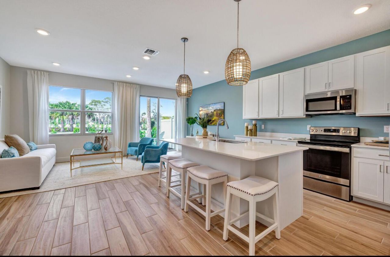 608 Waters Edge Lane, Unit 2202, Port Saint Lucie, FL 34983 Photo