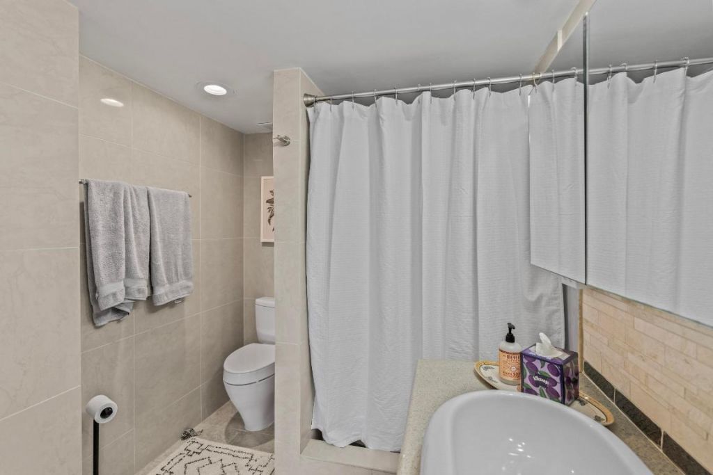 750 NE Spanish River Boulevard, Unit 2040, Boca Raton, FL 33431 Photo