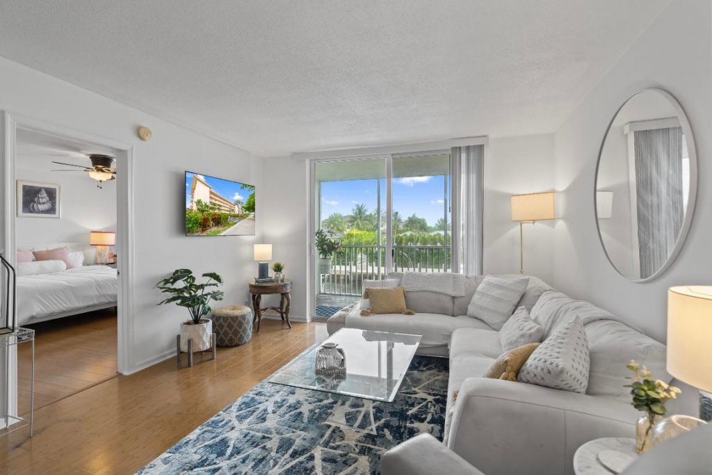 750 NE Spanish River Boulevard, Unit 2040, Boca Raton, FL 33431 Photo