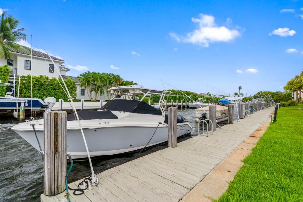 750 NE Spanish River Boulevard, Unit 2040, Boca Raton, FL 33431 Photo