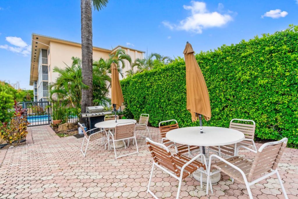 750 NE Spanish River Boulevard, Unit 2040, Boca Raton, FL 33431 Photo