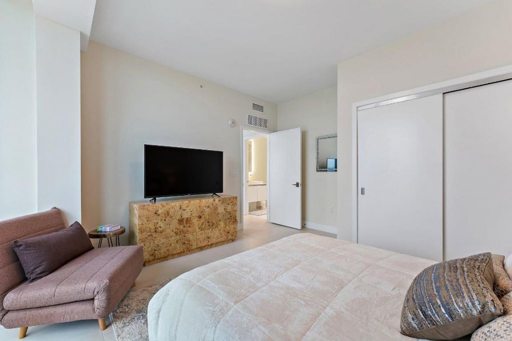 3100 N Ocean Drive, Unit 1501, Singer Island, FL 33404 Photo