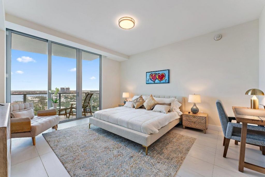 3100 N Ocean Drive, Unit 1501, Singer Island, FL 33404 Photo