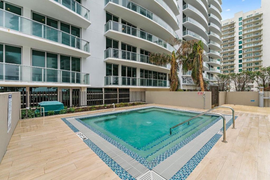 3100 N Ocean Drive, Unit 1501, Singer Island, FL 33404 Photo