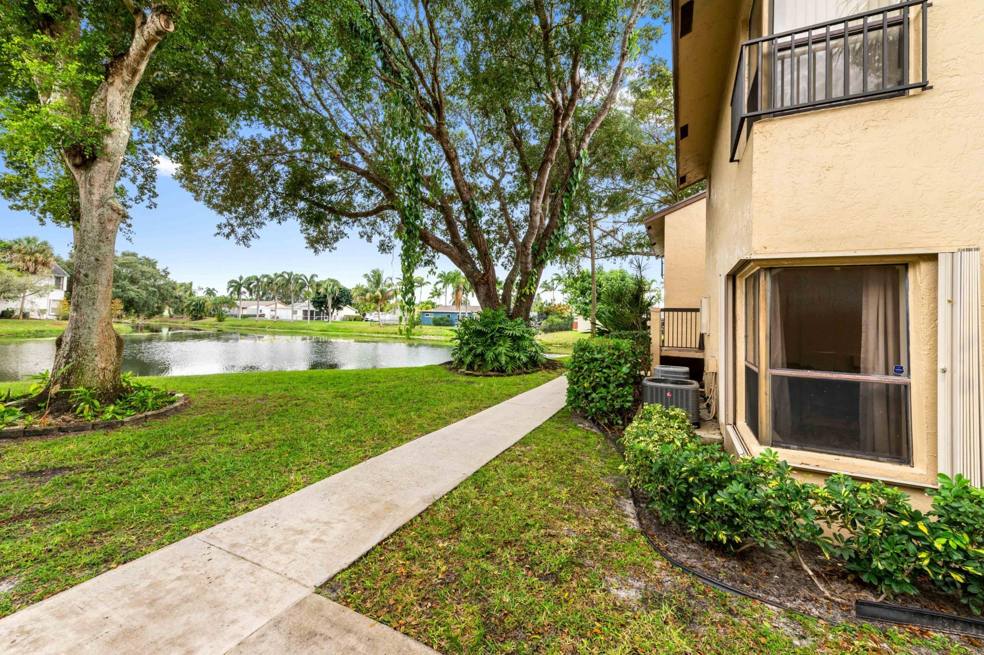 3757 Cocoplum Circle, Unit 3567, Coconut Creek, FL 33063 Photo