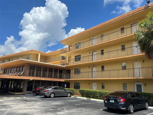 9273 SW 8th Street, Unit 419, Boca Raton, FL 33428