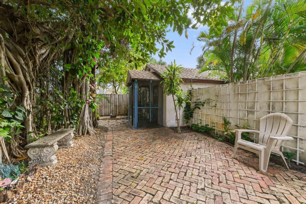 424 51st Street, West Palm Beach, FL 33407 Photo