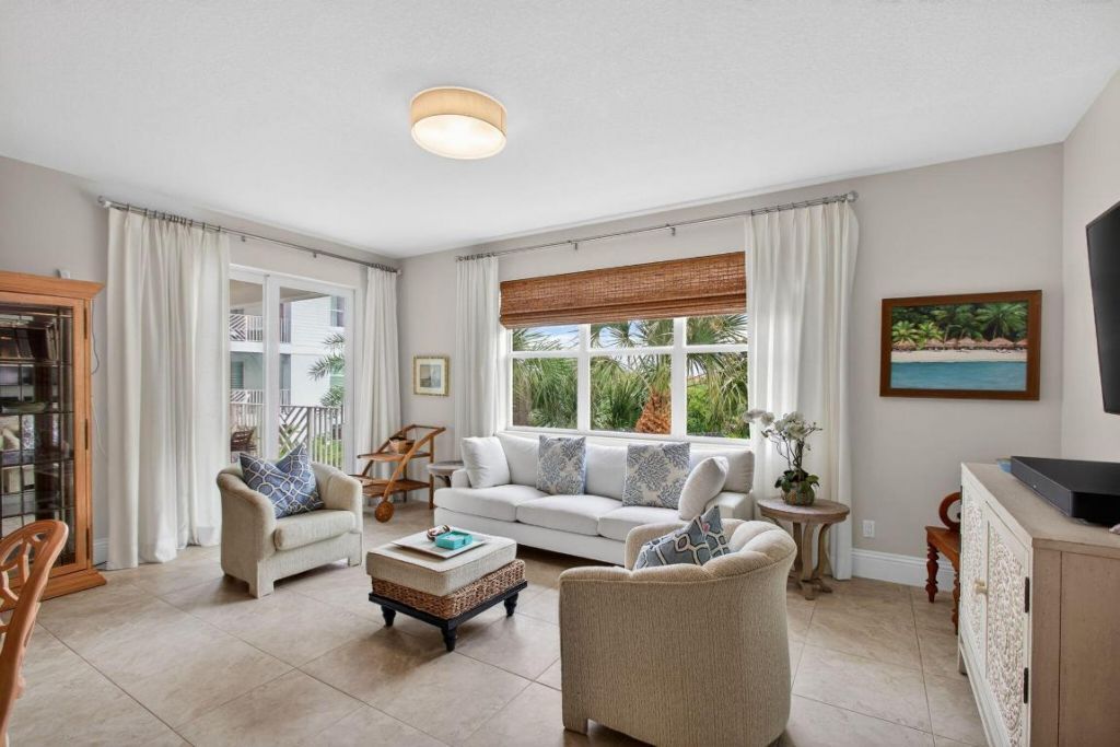 834 Bay Colony Drive S, Juno Beach, FL 33408 Photo