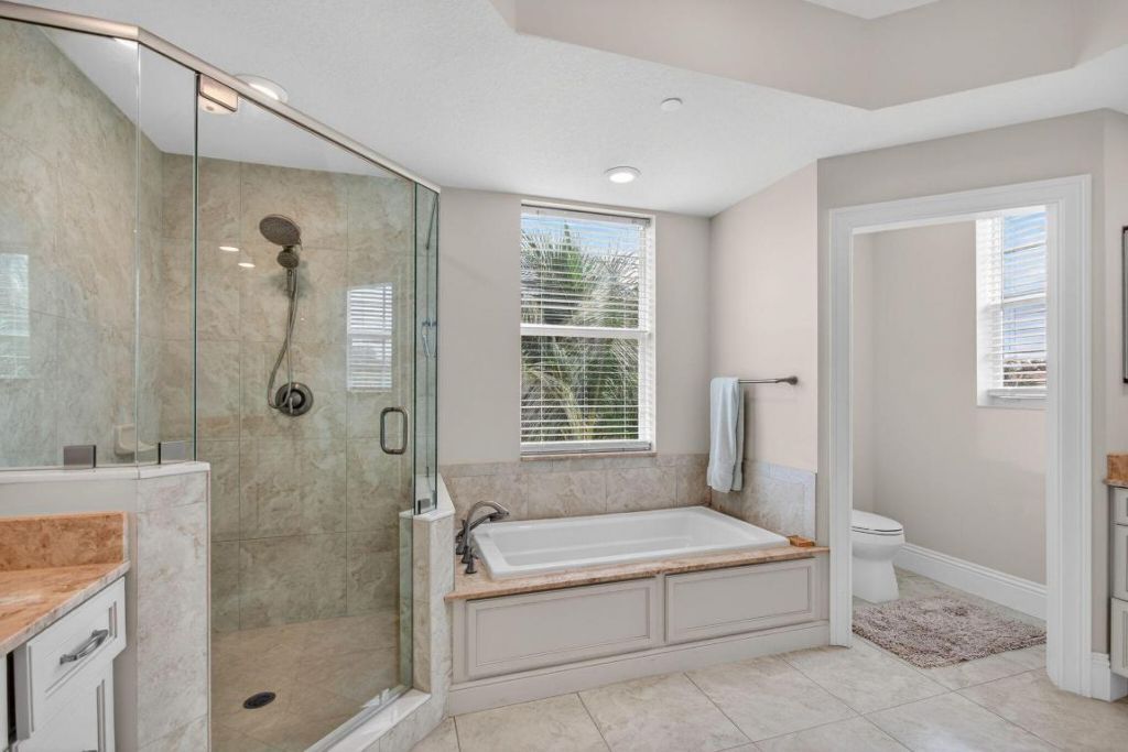 834 Bay Colony Drive S, Juno Beach, FL 33408 Photo