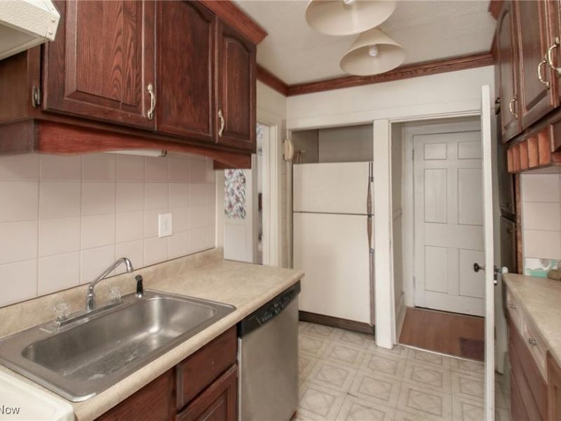 118 N Main Street, Poland, OH 44514 Photo 24