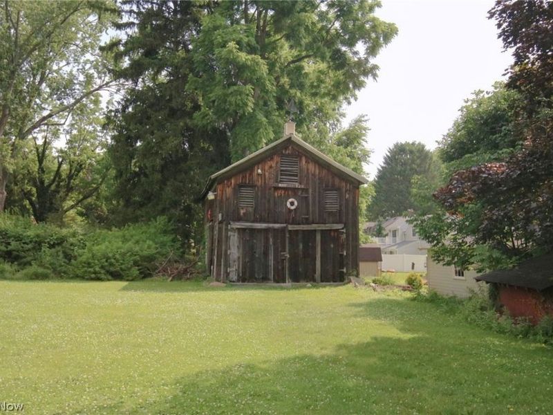 118 N Main Street, Poland, OH 44514 Photo 38