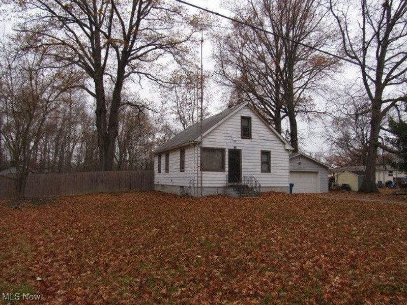 4210 Seneca Avenue, Lorain, OH 44055 Photo 4