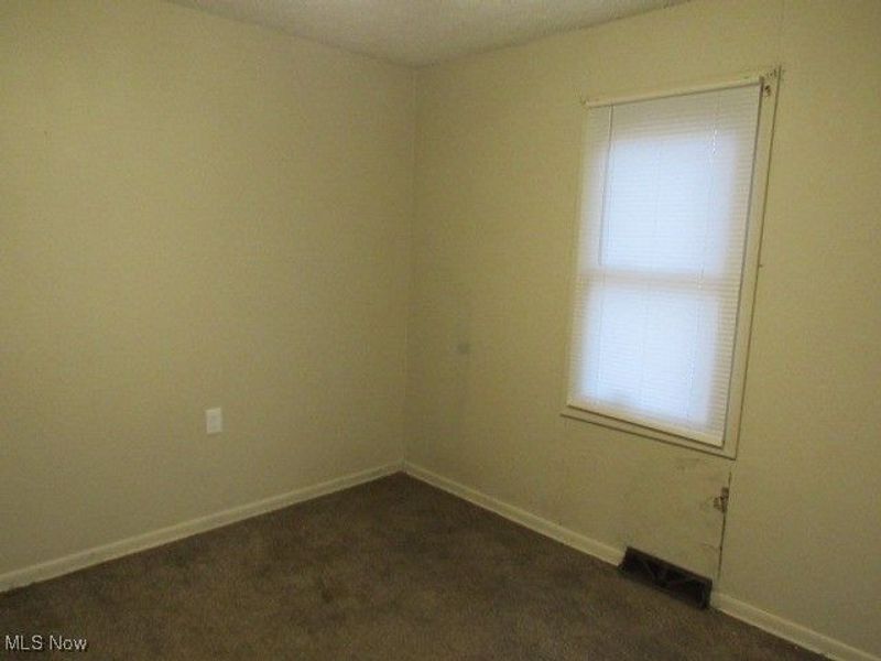 4210 Seneca Avenue, Lorain, OH 44055 Photo 8