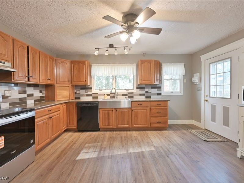 51001 Portman Road, Amherst, OH 44001 Photo 28