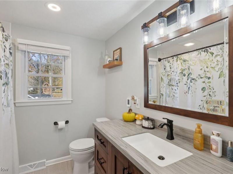 76 Stacy Drive, New Middletown, OH 44442 Photo 17