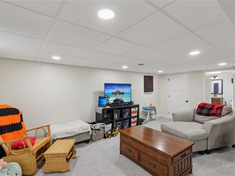 76 Stacy Drive, New Middletown, OH 44442 Photo 27