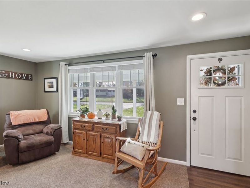 76 Stacy Drive, New Middletown, OH 44442 Photo 7