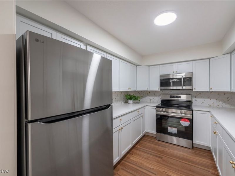 28100 Fairmount Boulevard, Cleveland, OH 44124 Photo 39