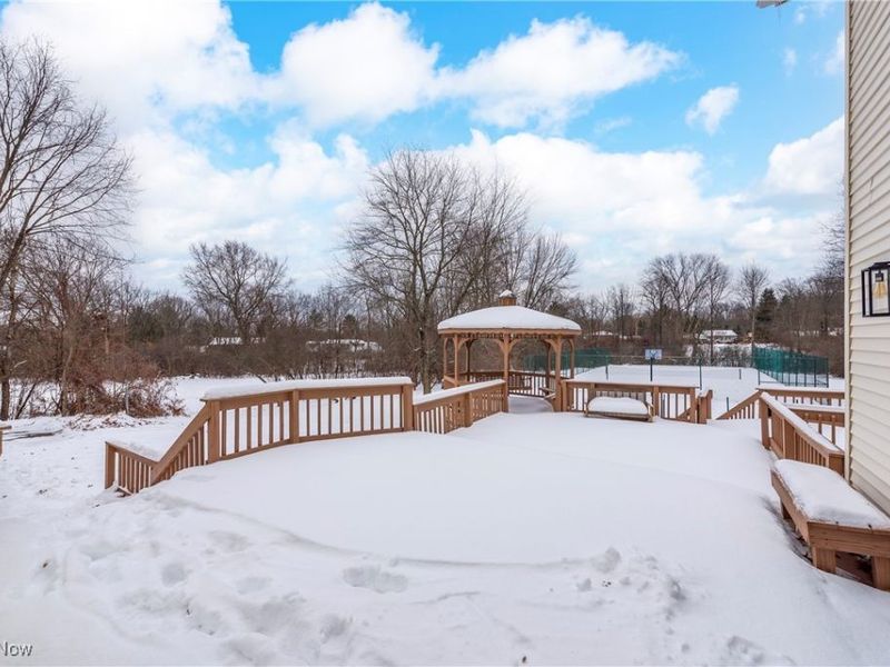 28100 Fairmount Boulevard, Cleveland, OH 44124 Photo 47