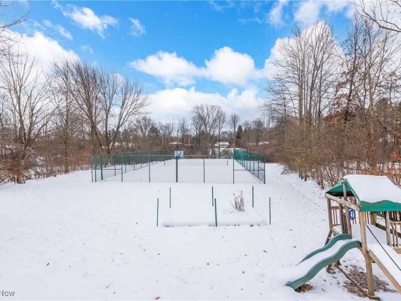 28100 Fairmount Boulevard, Cleveland, OH 44124 Photo 48