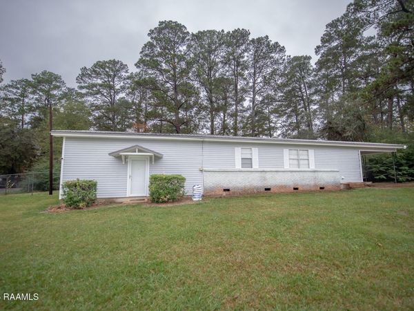 1025 Paradise Road, Ball, LA 71405