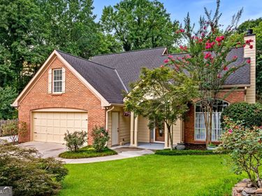 4042 GABLES Court, Buford, GA 30519
