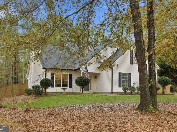 5 Riverside Drive, Sharpsburg, GA 30277