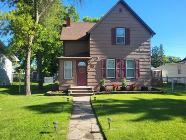 302 2nd Avenue SE, Dilworth, MN 56529