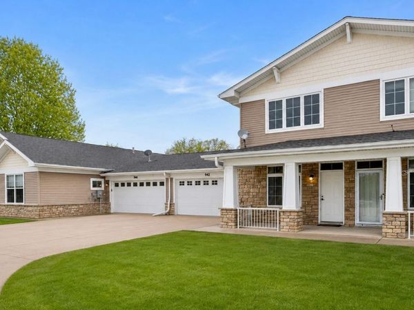 942 Crossings Way, Delano, MN 55328