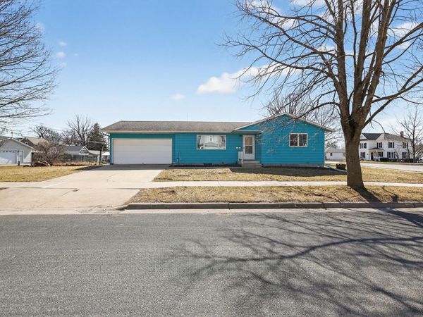10 6th Street SE, Chatfield, MN 55923