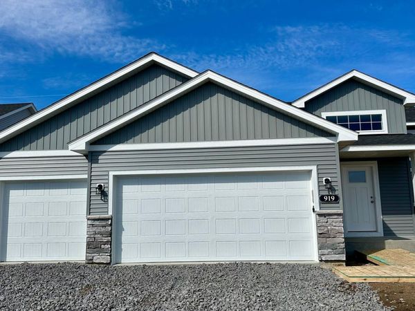 919 Brandenburg Lane, Waverly, MN 55390