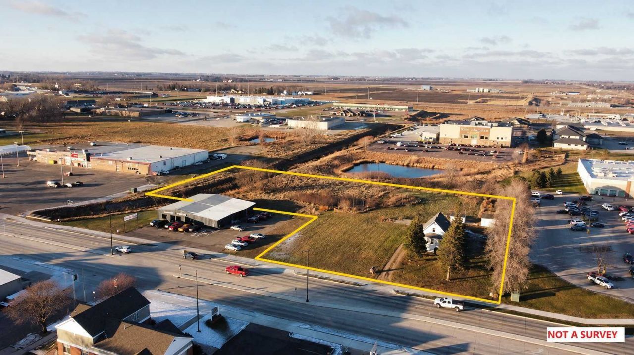 1201 Oxford Street, Worthington, MN 56187