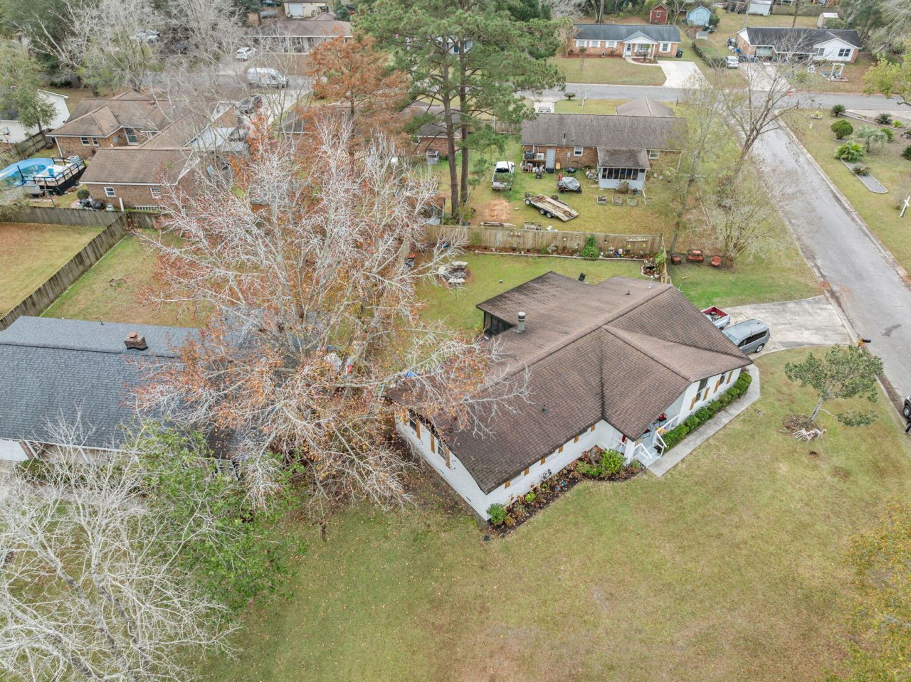 103 Clubhouse Road Photo 40