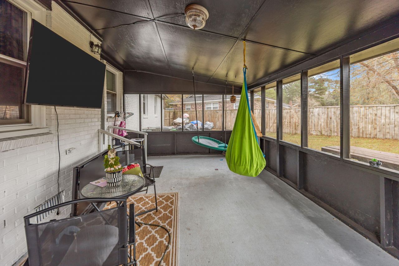 103 Clubhouse Road Photo 6