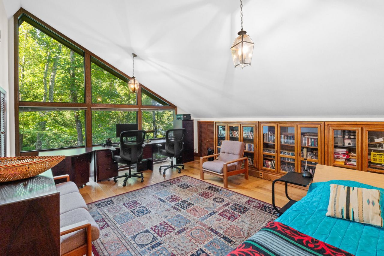 270 Harrison Point Photo 25