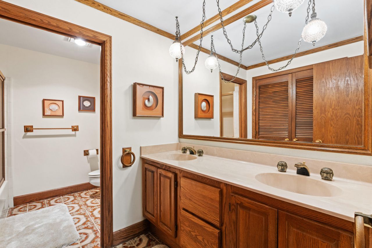 270 Harrison Point Photo 36