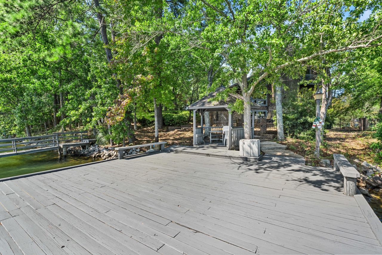 270 Harrison Point Photo 44