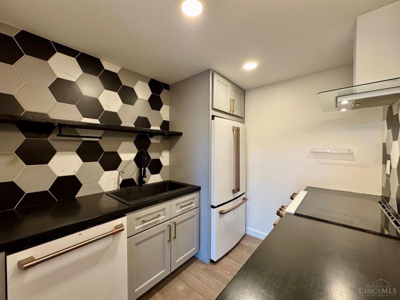 412 Liberty Hill, Unit 1B, Cincinnati, OH 45202 Photo 17