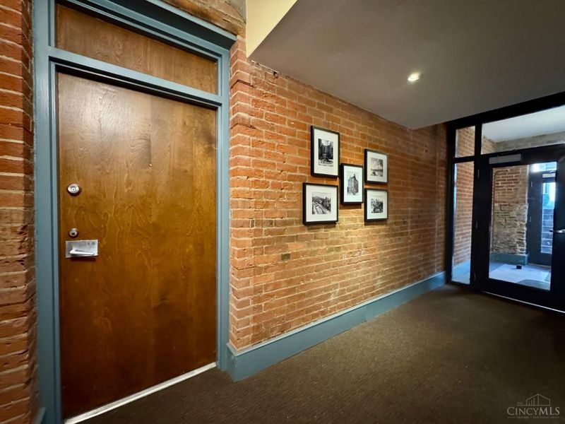 412 Liberty Hill, Unit 1B, Cincinnati, OH 45202 Photo 9