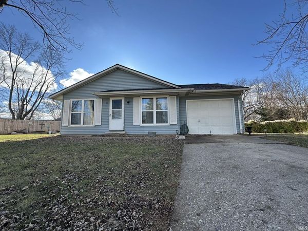 34 Lee Court, West Lafayette, IN 47906